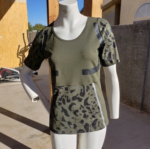 Stella McCartney Run Tee‎ - Picture 2 of 8